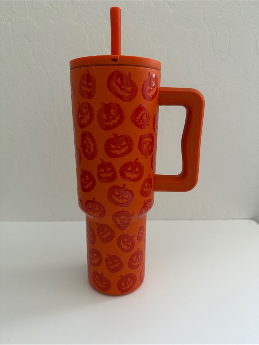 Simple Modern Pumpkin Cup